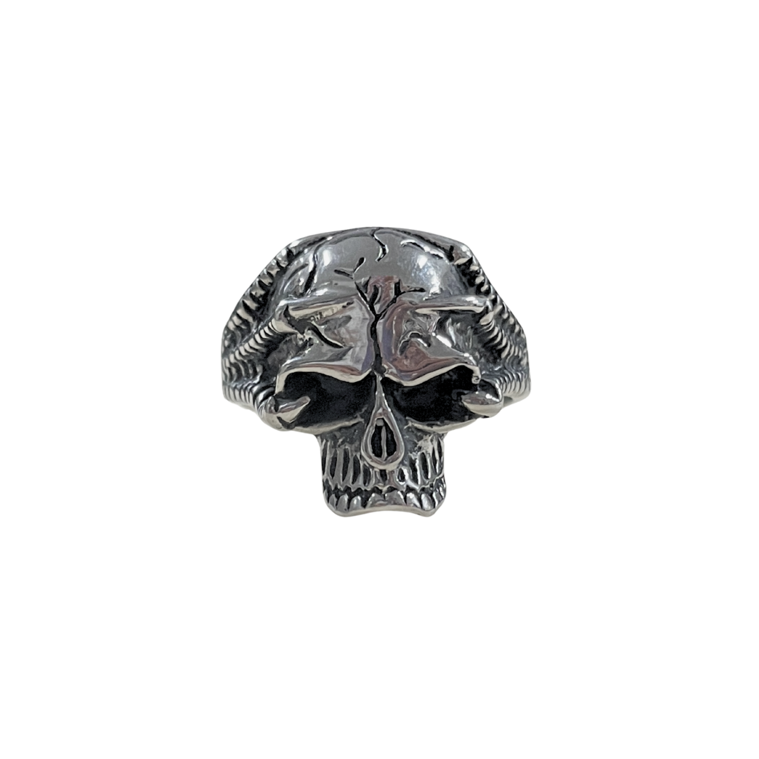 Cracked Skull Ring