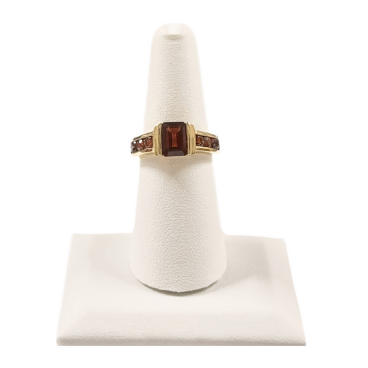 Garnet Ring