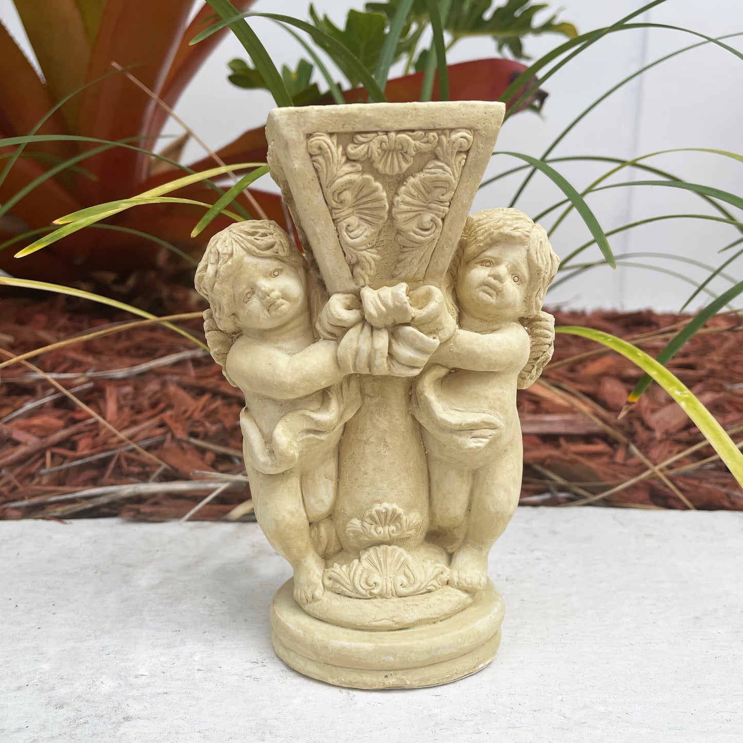 Heavenly Cherubs Vase