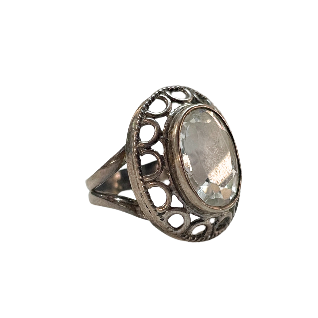 Antique Oval Clear Quartz Ring